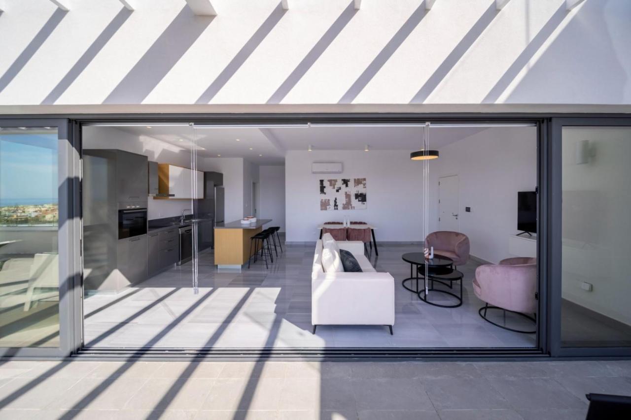 Premier 401 3 Bed Villa Пафос Екстериор снимка